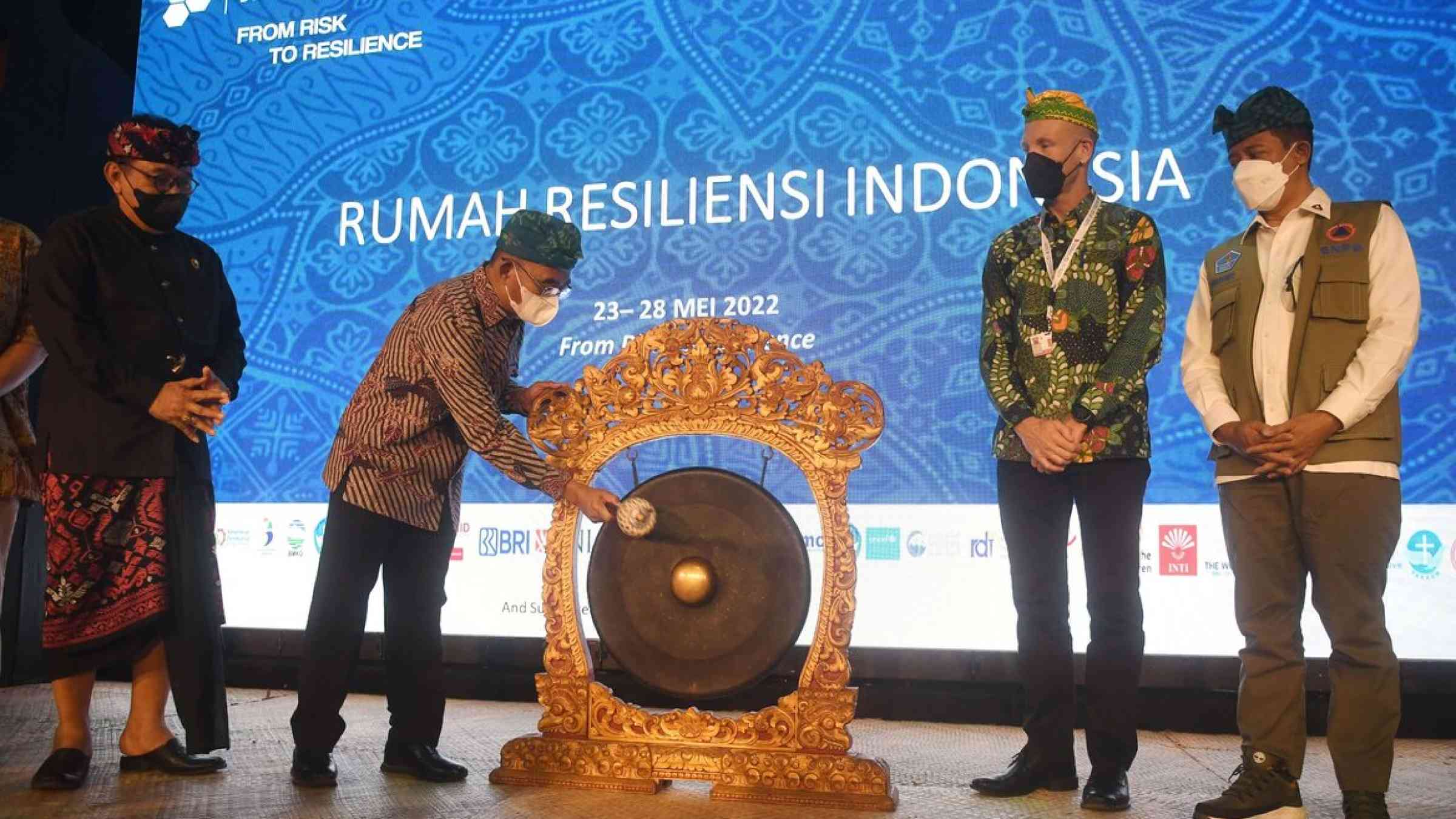 Coordinating Minister of the Ministry for Human Development and Culture, Muhadjir Effendy, and Head of BNPB, Major General TNI Suharyanto have inaugurated the 'Rumah Resiliensi Indonesia' at the Global Platform for Disaster Risk Reduction (GPDRR) 2022 in Nusa Dua, Bali, Monday (23/5/2022).