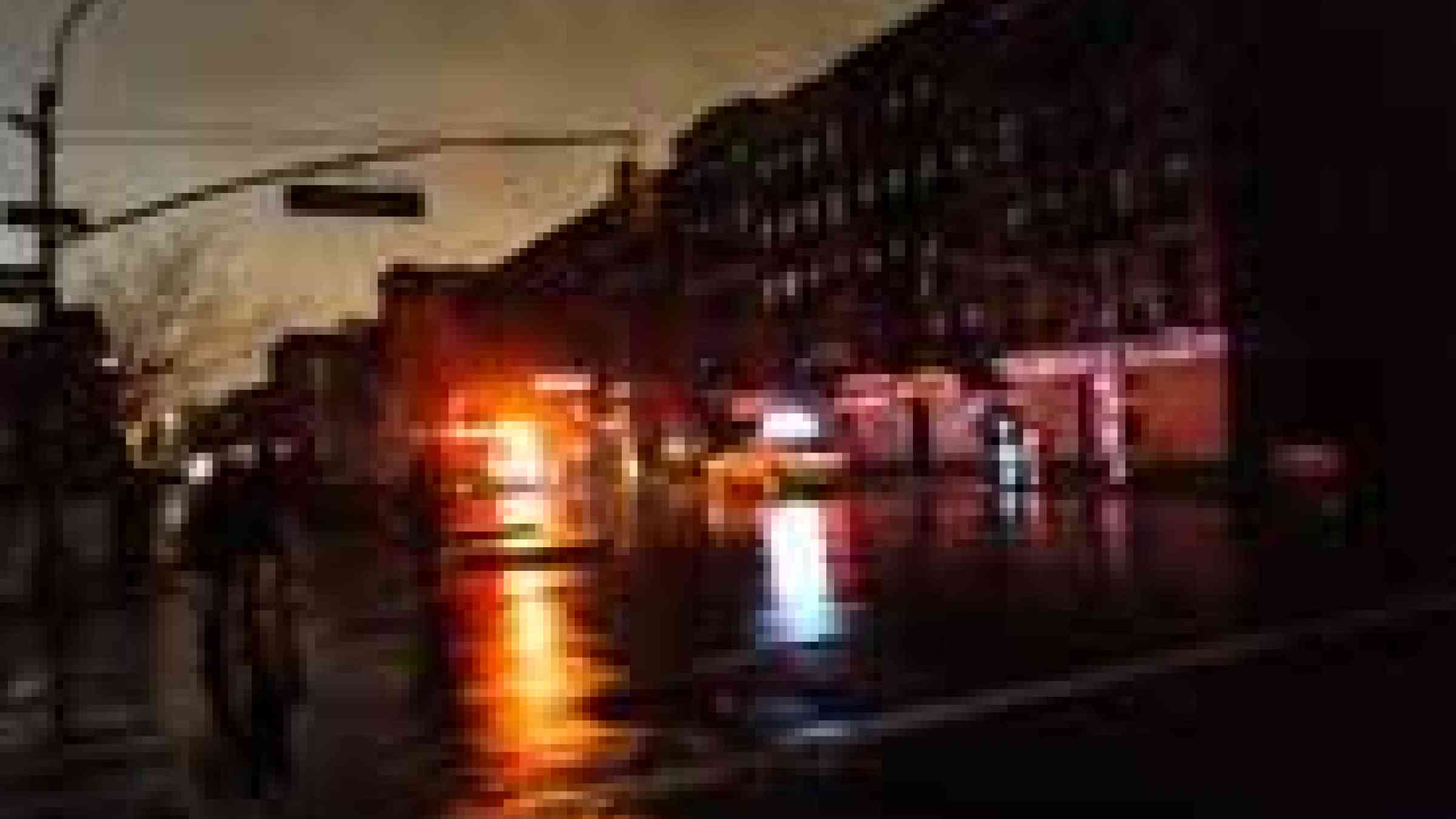 Hurricane Sandy East Village, NYC blackout photo by flickr user Dan Nguyen @ New York City, CC BY-NC 2.0 , http://www.flickr.com/photos/zokuga/8138864969/