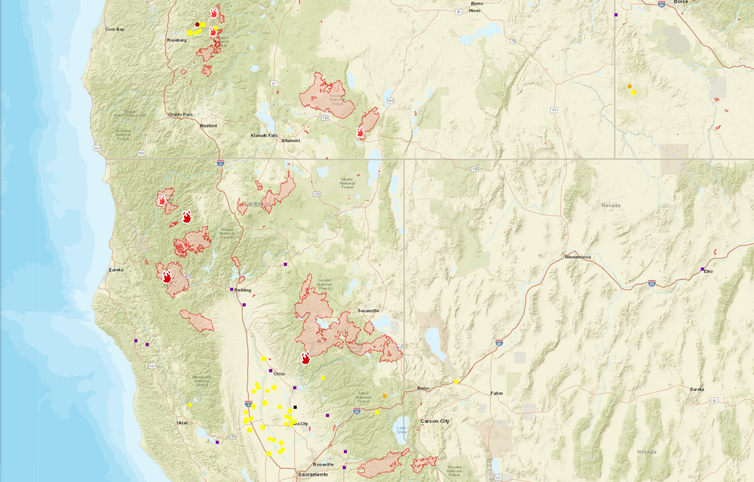 A map showing wildfire conditions in California and Oregon