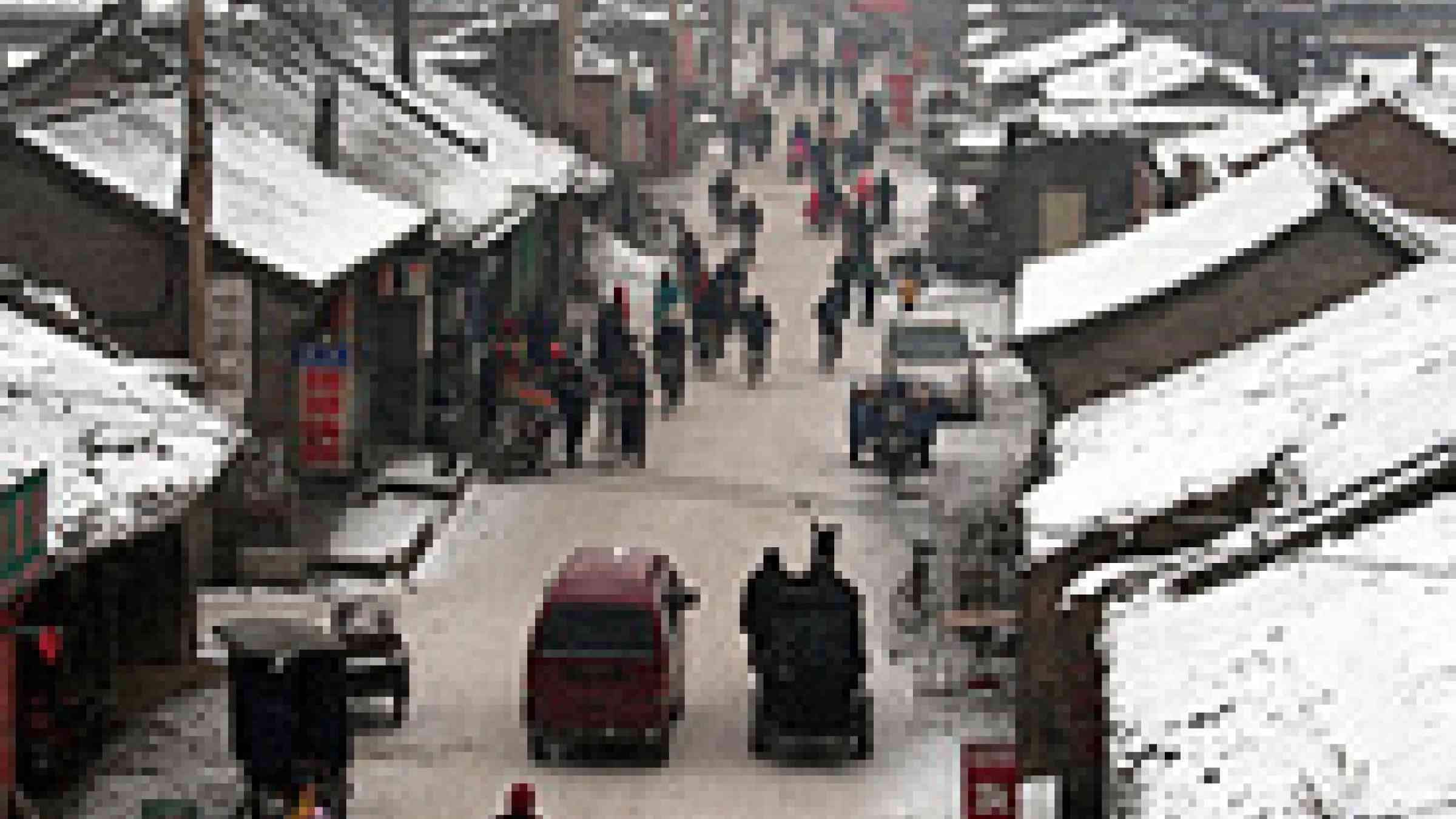 China in the snow, photo by flickr user EmmaJG, Creative Commons Attribution-NonCommercial-NoDerivs 2.0 Generic http://www.flickr.com/photos/emmajg/3172804257