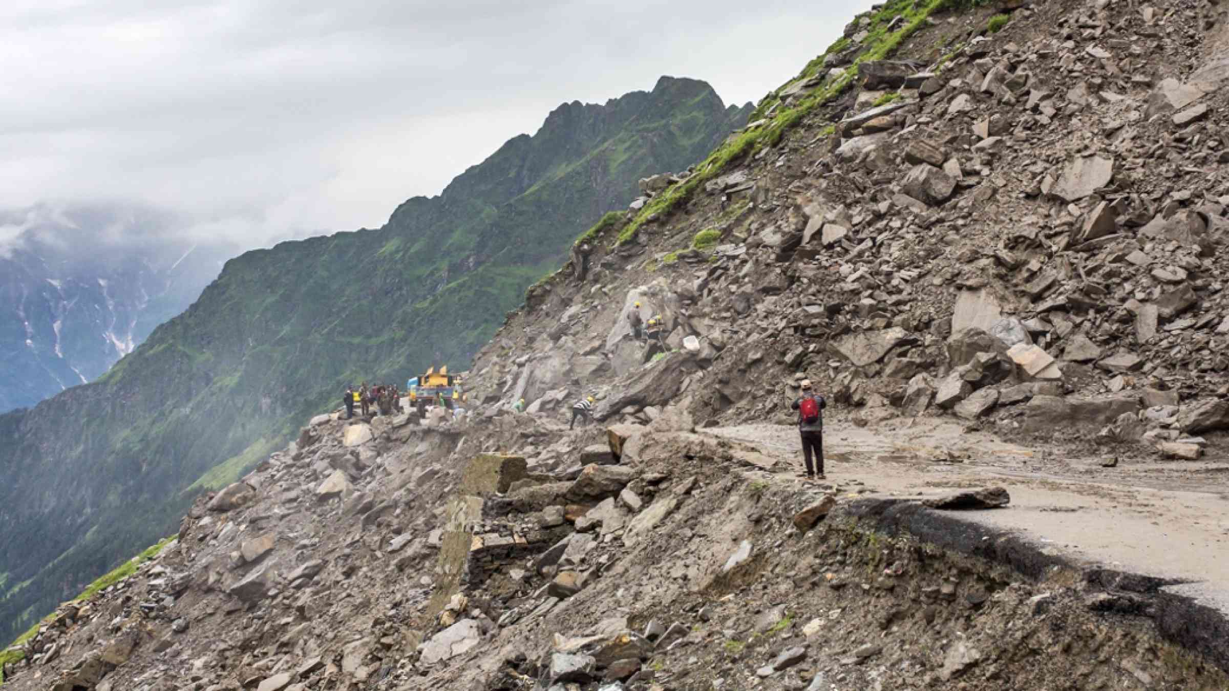 Landslide on the Manali 