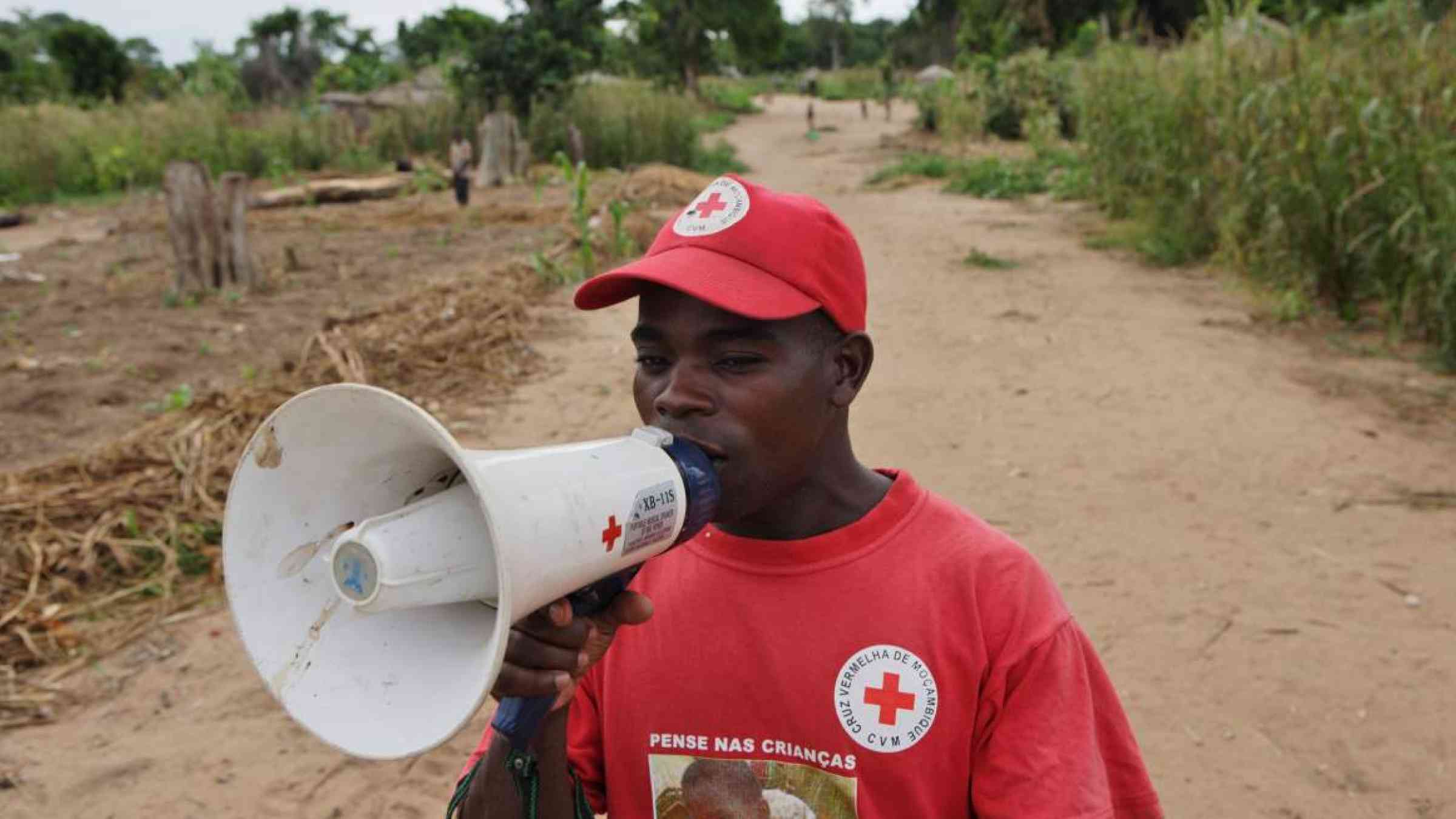 Mozambique Red Cross early warning drill