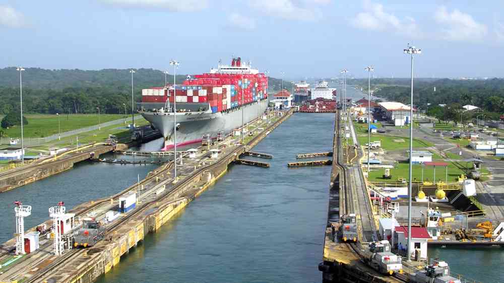 Cargo ship crossing the Panama Cannal