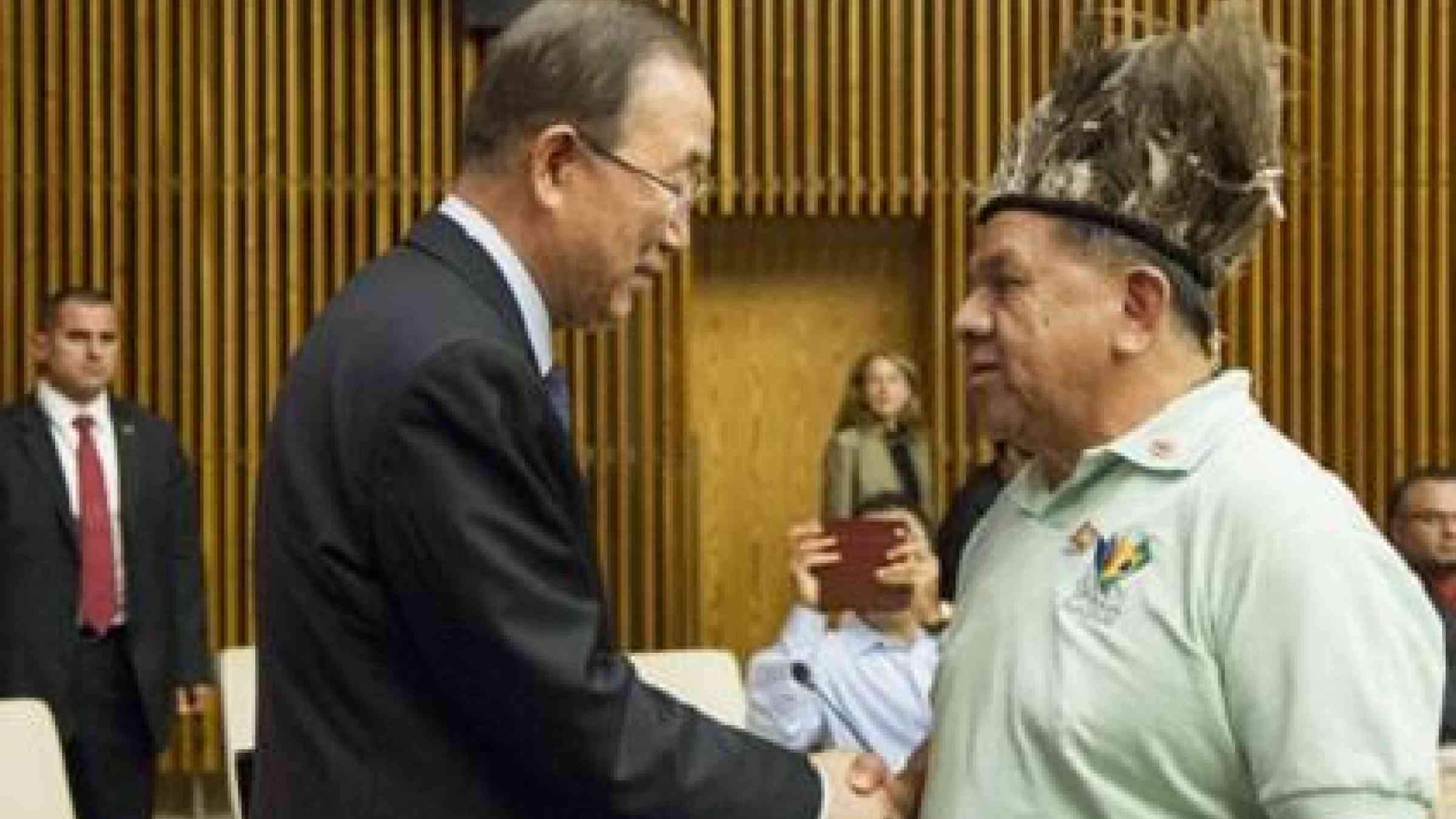 UN Secretary-General Ban Ki-moon (left) greets a participant at a special event in New York marking International Day of the World’s Indigenous Peoples (Photo: UN Photo/Rick Bajornas)