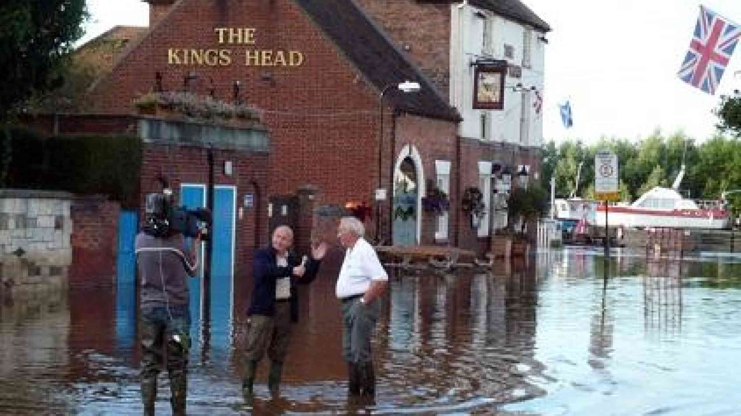 The 2007 floods in the United Kingdom were a wake-up call for the country's management of disaster risk
