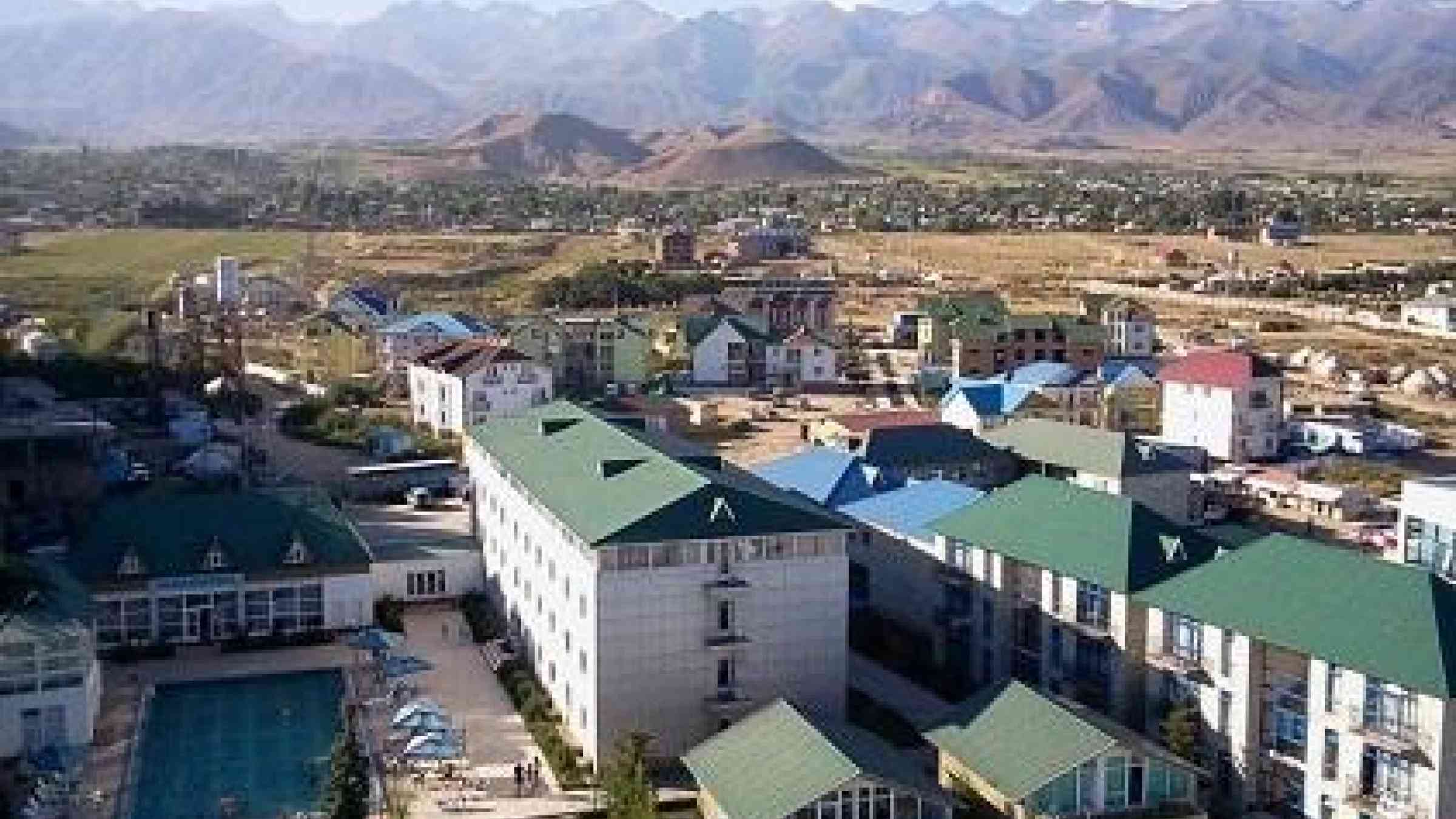Kara-Kol, in Kyrgyzstan, is among the cities that will be helped by the ECHO-UNISDR programme to perform risk assessment, draw up risk-informed city development plans, and establish local disaster risk reduction platforms.