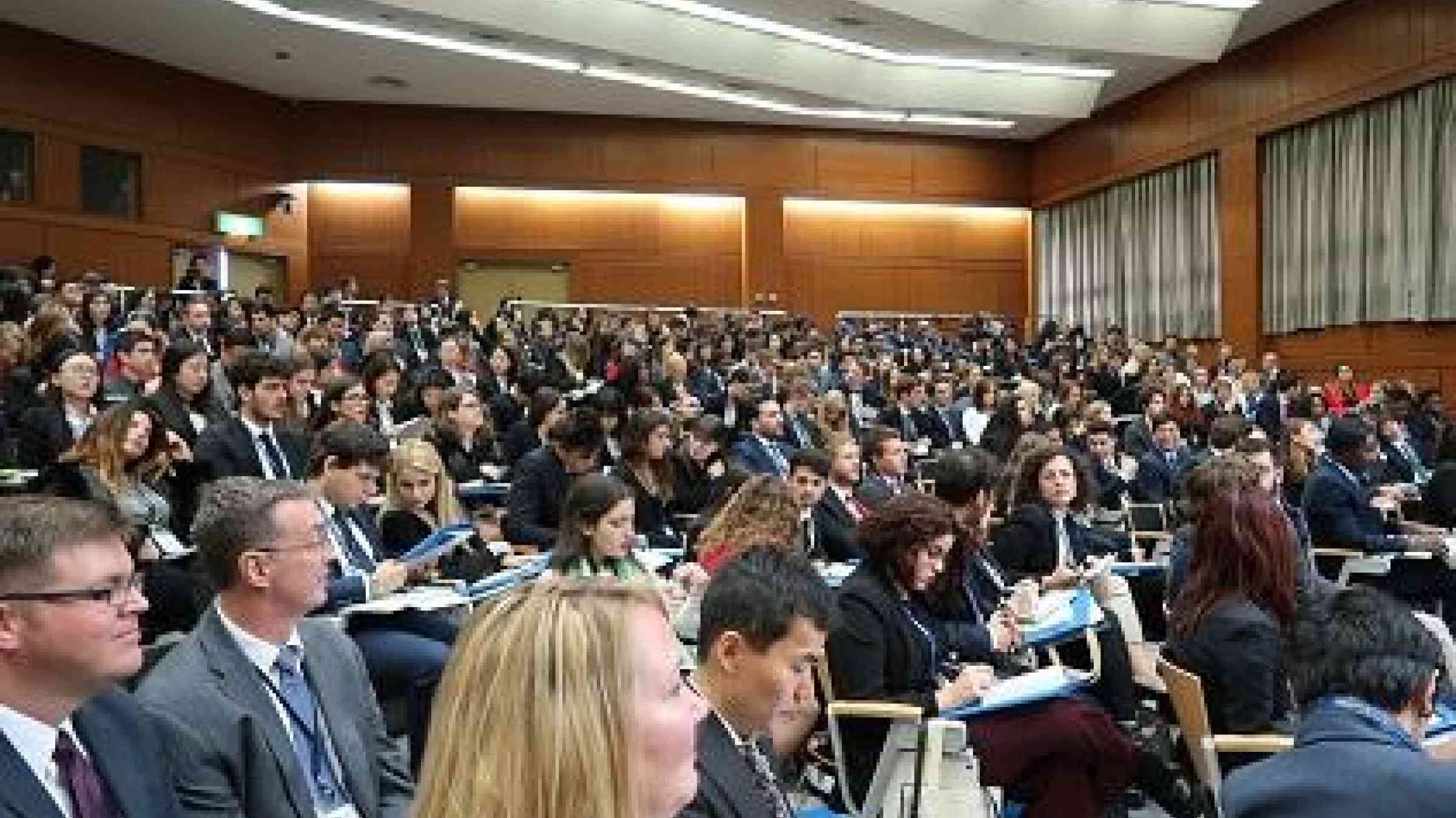 350 students from 11 countries took part in the forum on disaster risk reduction during the National Model United Nations (Photo: UNISDR)