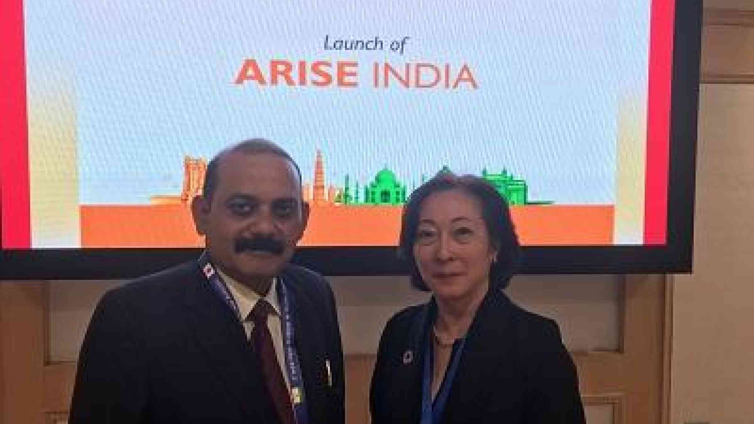 Mami Mizutori at launch of ARISE India with Deputy Secretary-General of the Federation of India Chambers of Commerce and Industry, Nirankar Saxena
