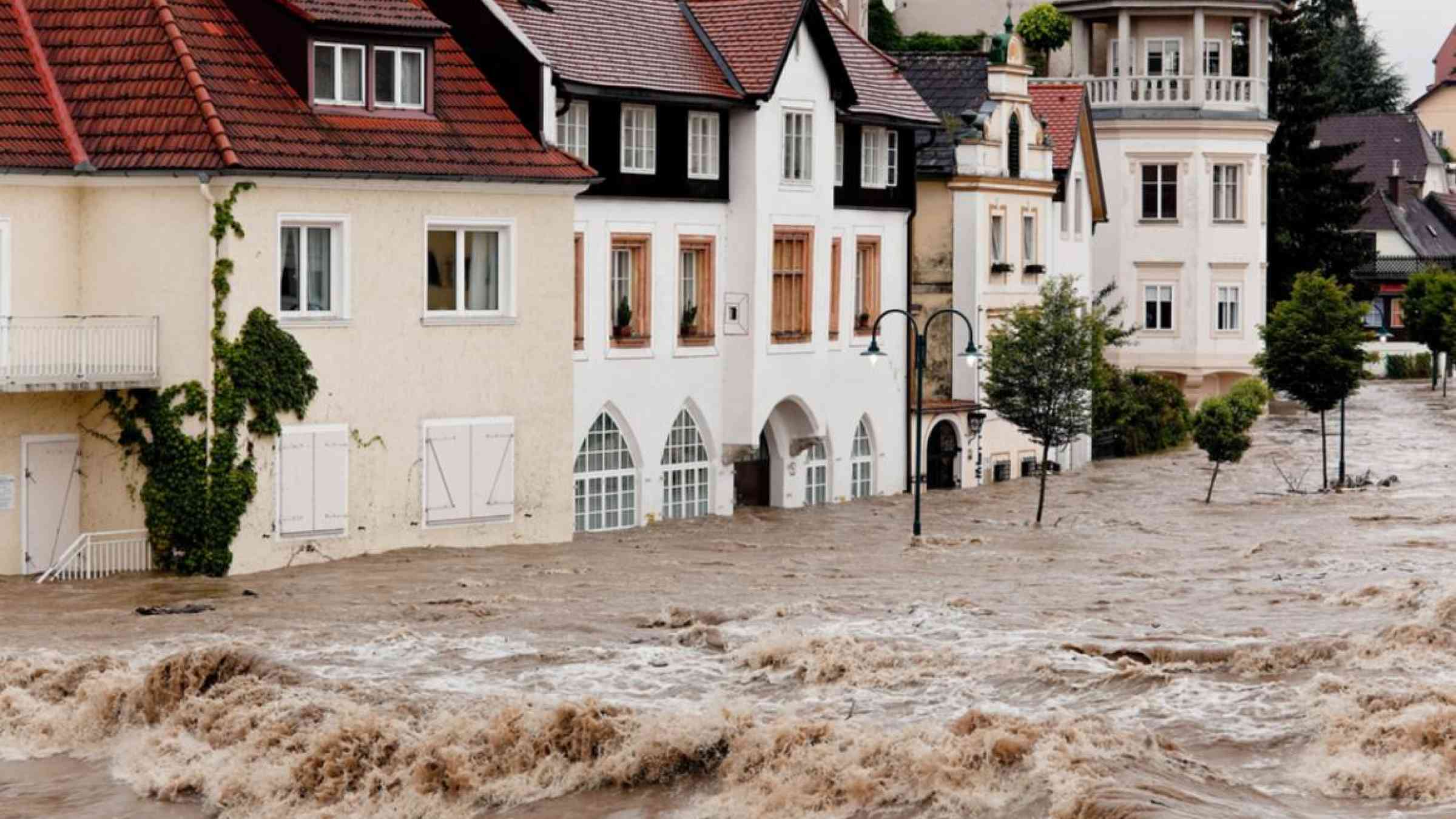 Floods in Steyr, Austria in 2009. Lisa-S/Shutterstock