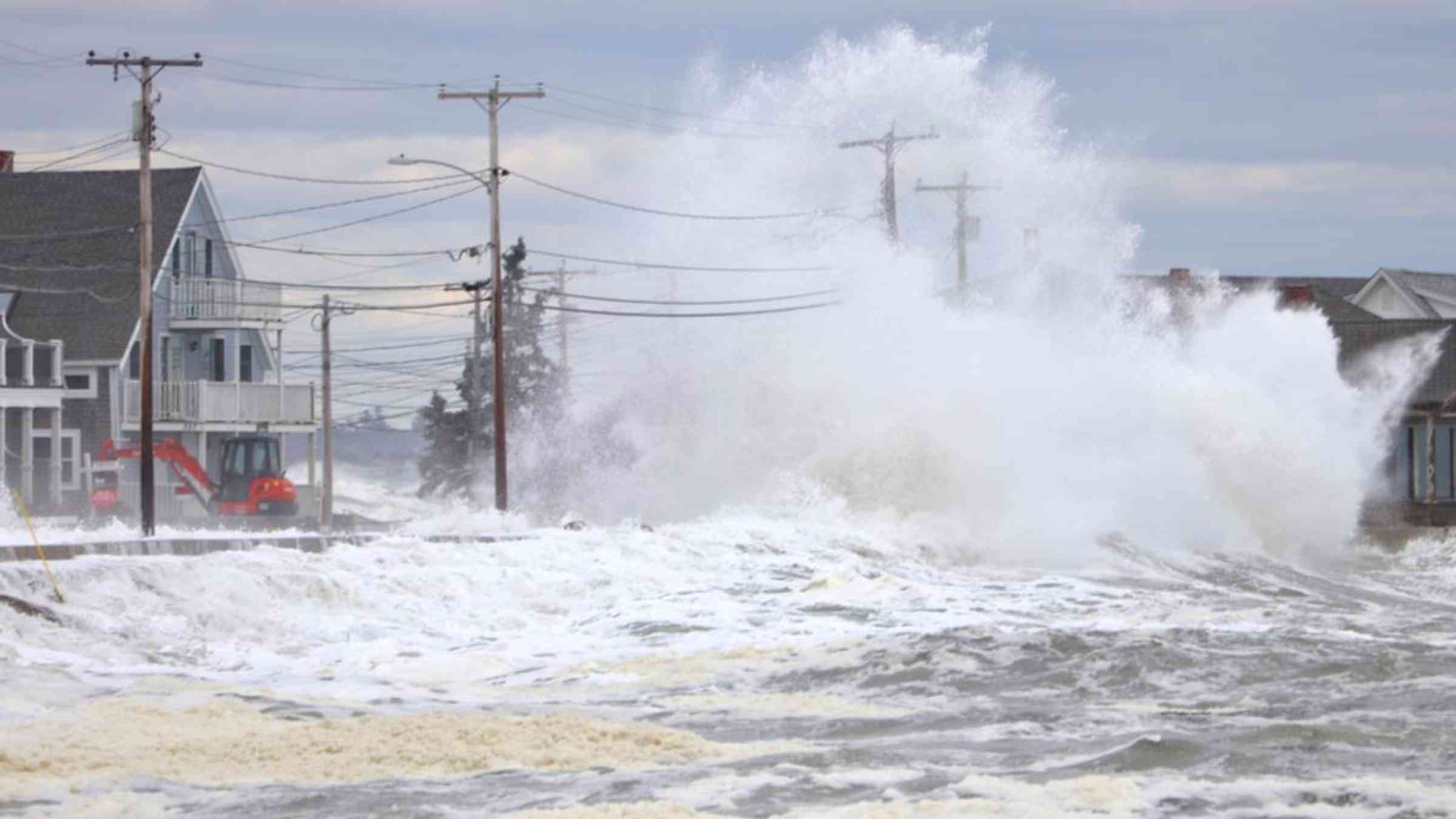Storm surge in Maine, USA (2018). Arthur Villator/Shutterstock