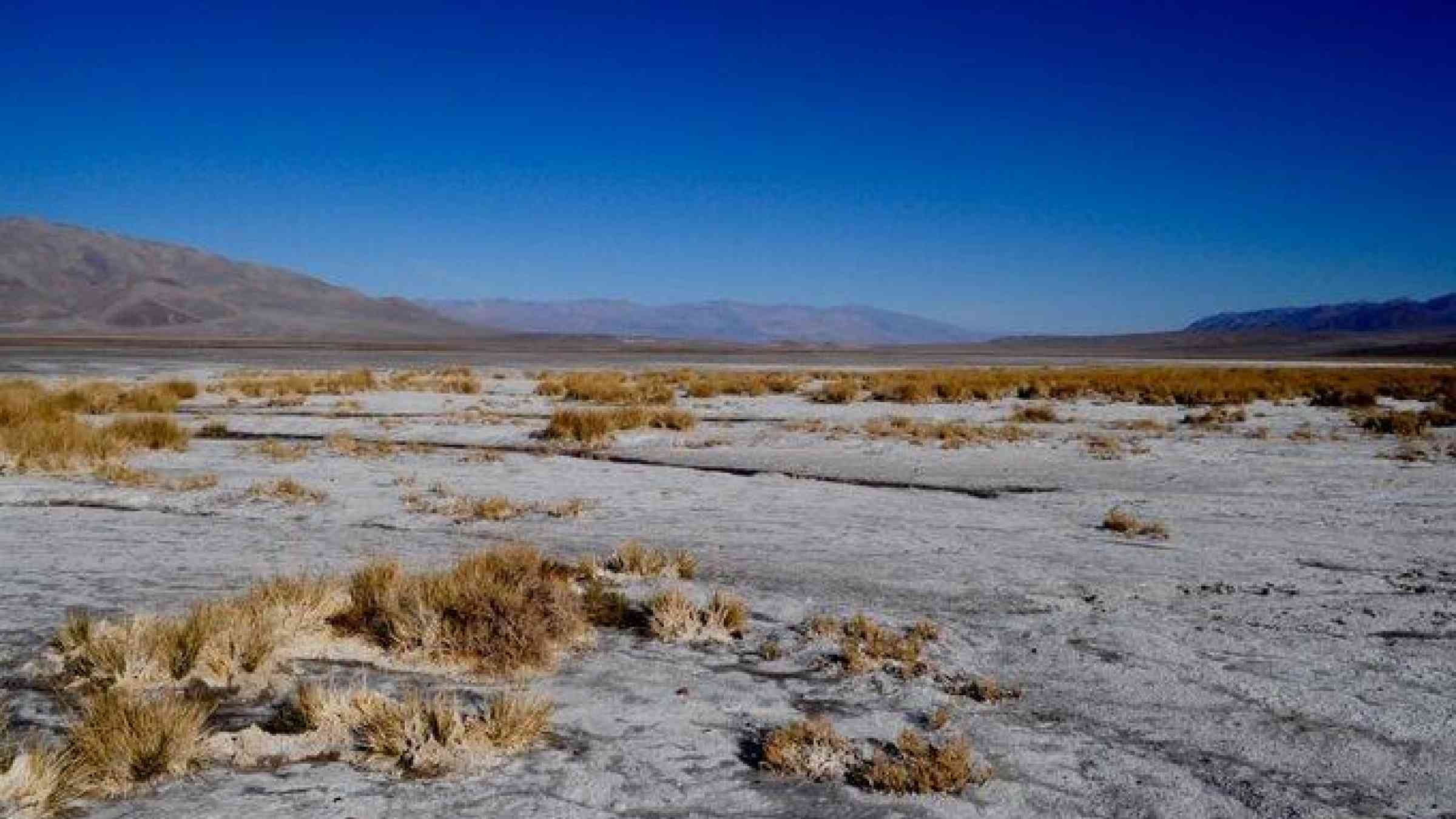 Death Valley in California: Global temperature record holder. Sarah Lachise/Unsplash