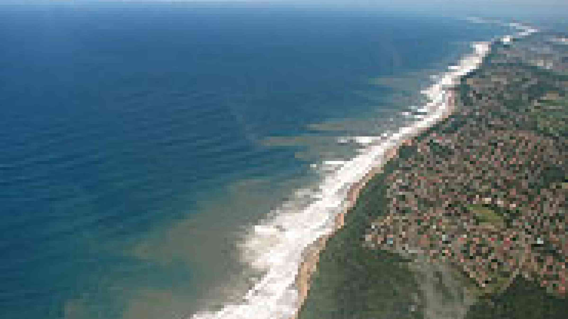 Arial photo of S. African coastline by Flikr user, Greg, Creative Commons Attribution-Share Alike 2.0 Generic