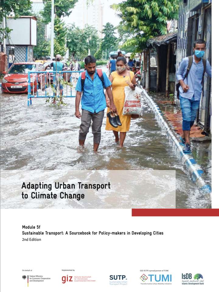 Coverpage of "Adapting urban transport to climate change"