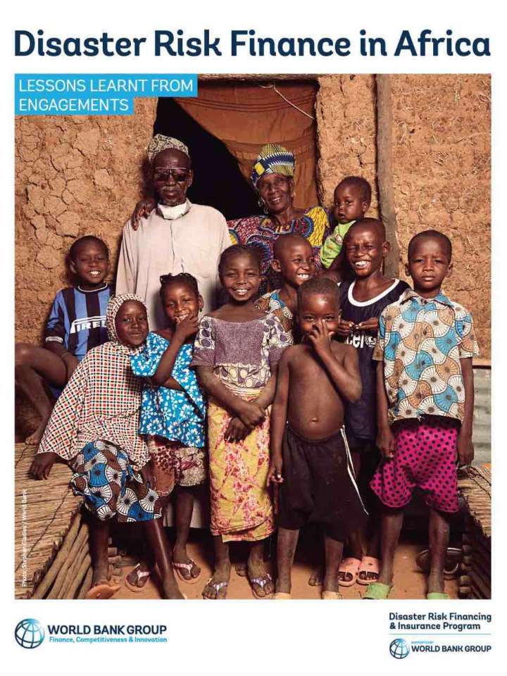 Cover of the note: Family standing in the doorway, smiling into the camera