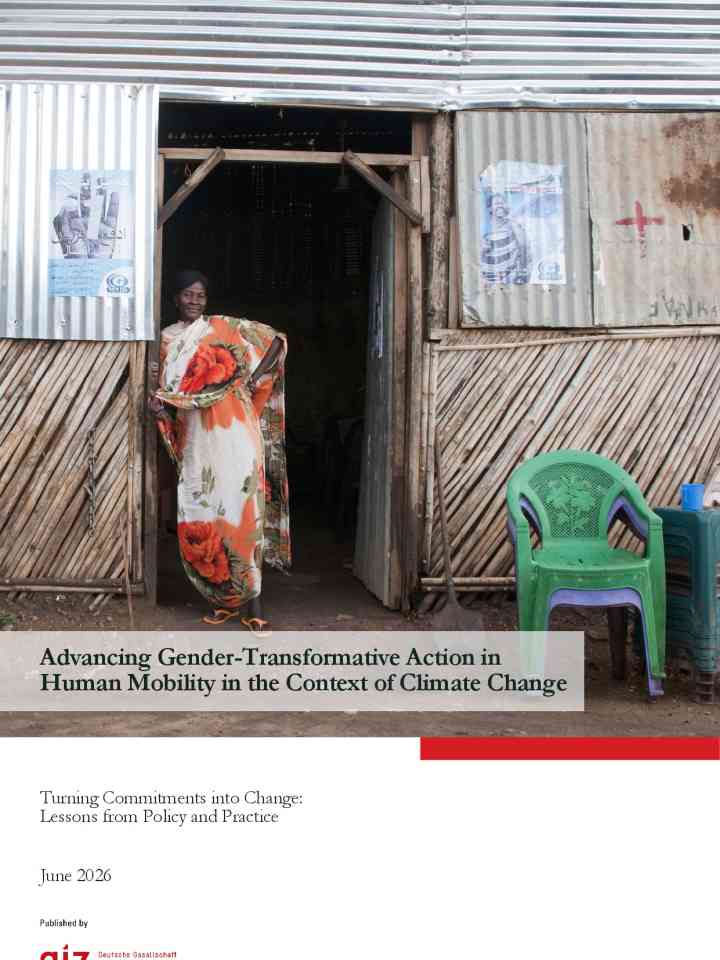 Advancing gender-transformative action in human mobility in the context of climate change thumbnail